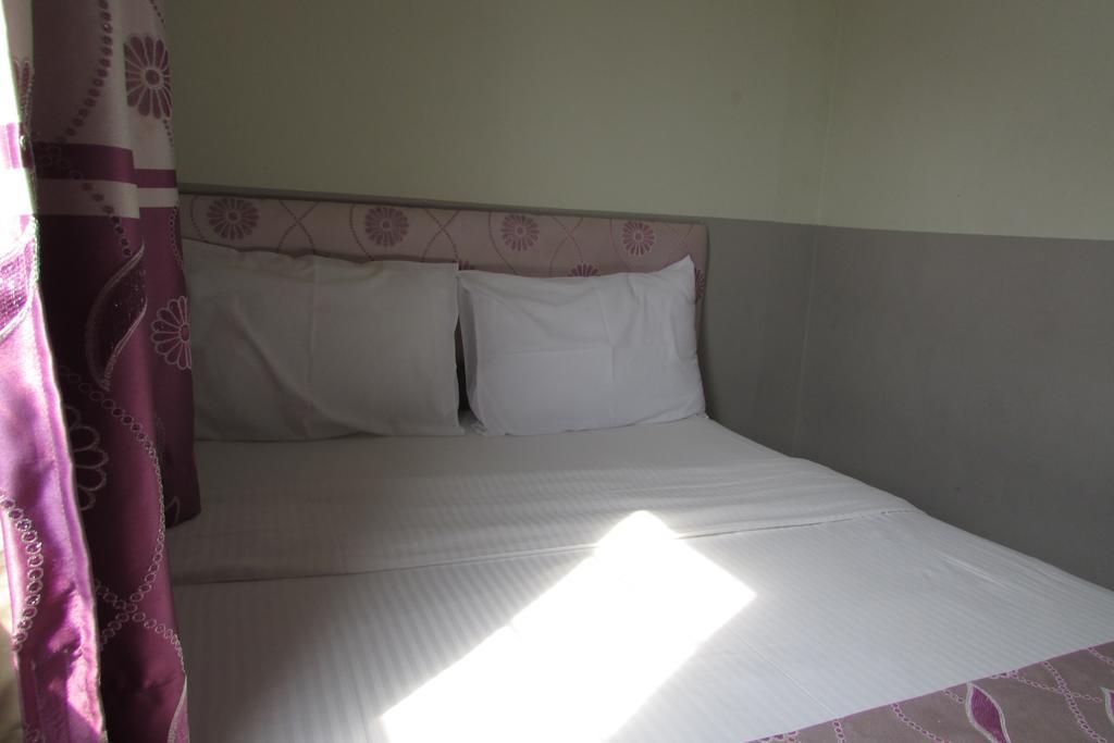 סינגפור Meriton Hotel מראה חיצוני תמונה